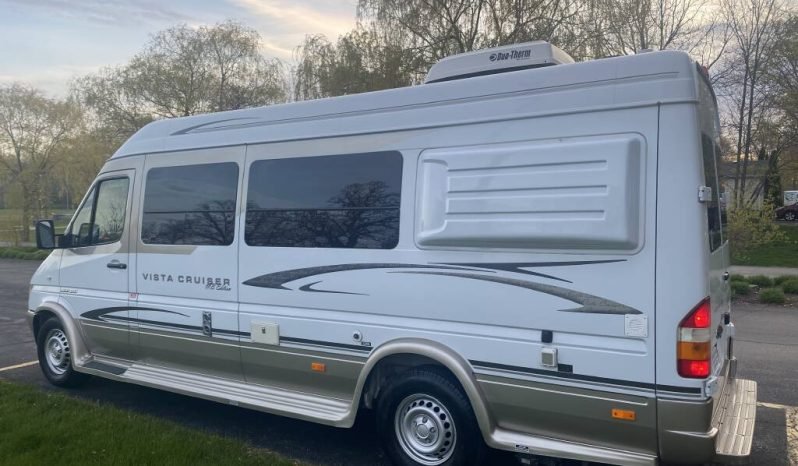 
								2006 Gulf Stream Vista Cruiser MB Edition full									