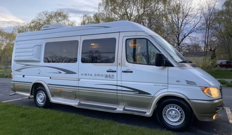 
								2006 Gulf Stream Vista Cruiser MB Edition full									