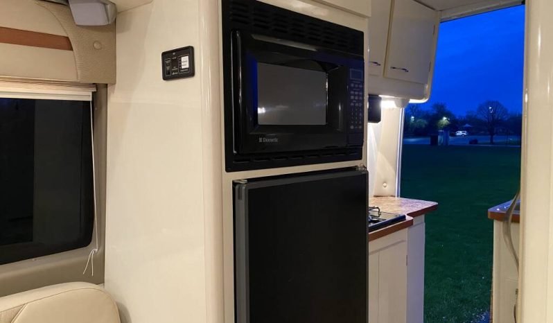 
								2006 Gulf Stream Vista Cruiser MB Edition full									