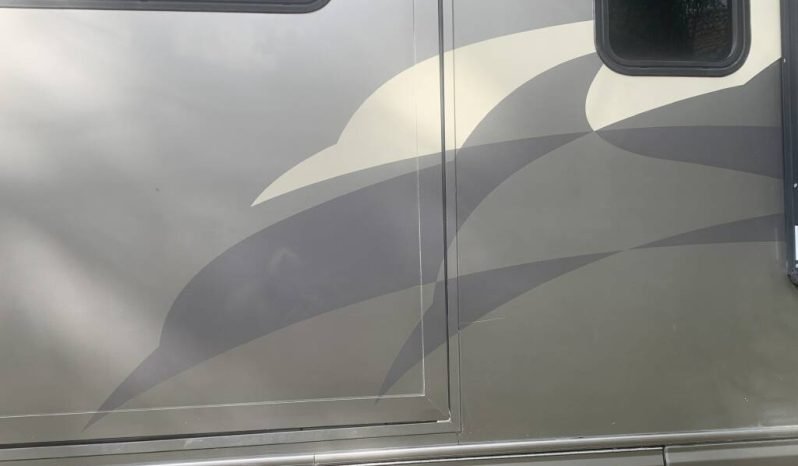 
								2006 National Dolphin 5355 full									