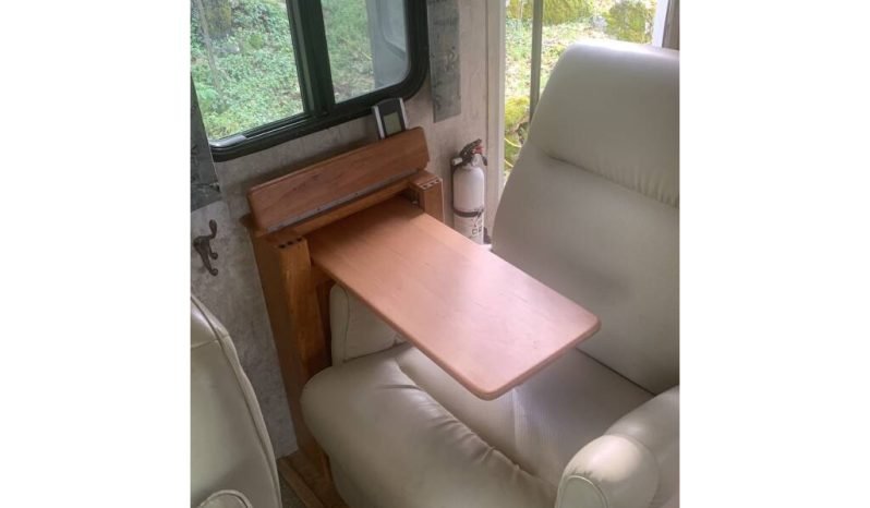 
								2006 National Dolphin 5355 full									