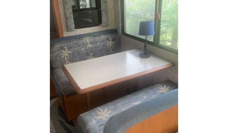 
								2006 National Dolphin 5355 full									