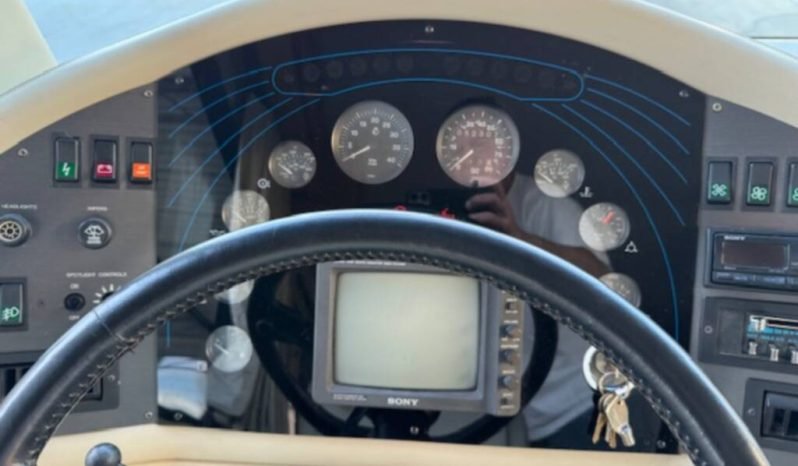 
								1993 Monaco Dynasty 36 full									