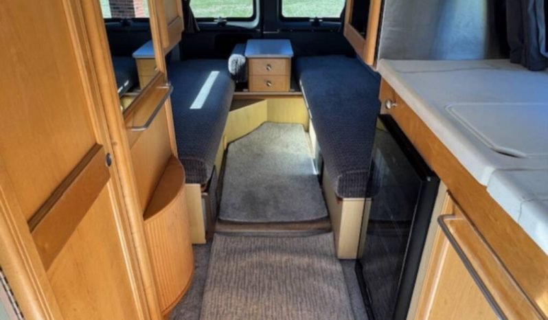 
								2004 Roadtrek 190 Popular full									