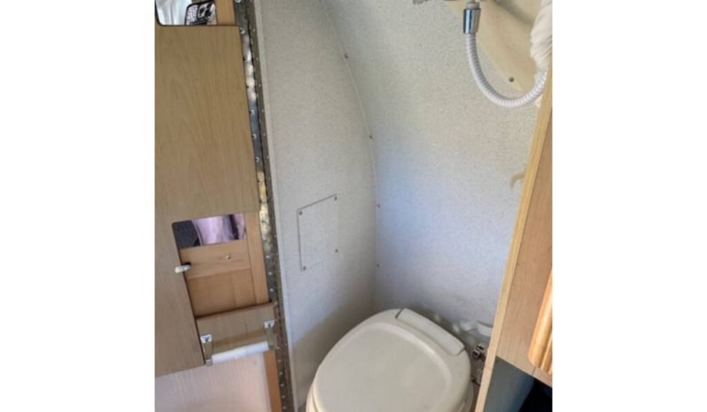 
								2004 Roadtrek 190 Popular full									