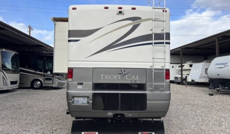 
								2005 National Tropical 370LX full									