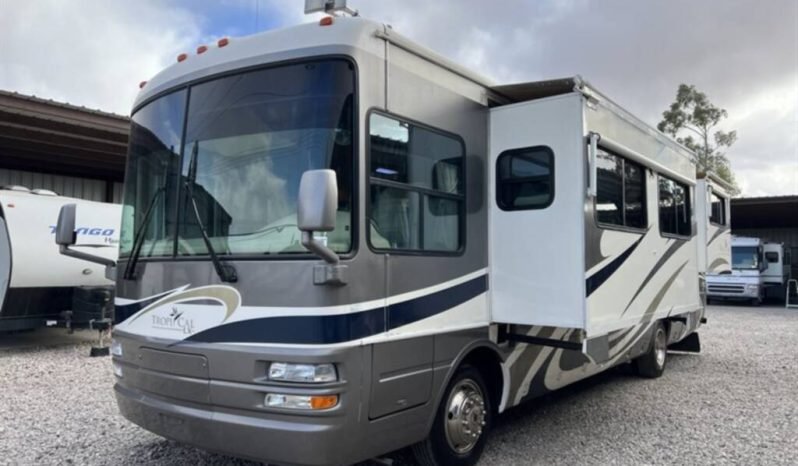 
								2005 National Tropical 370LX full									