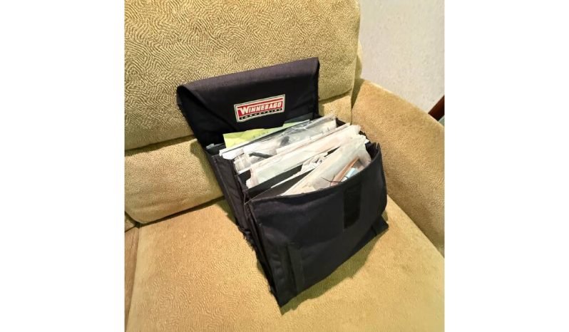 
								2003 Winnebago Journey 39W full									