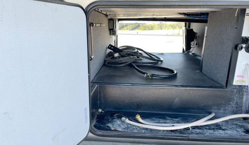 
								2020 Forest River Salem Hemisphere 369BL full									