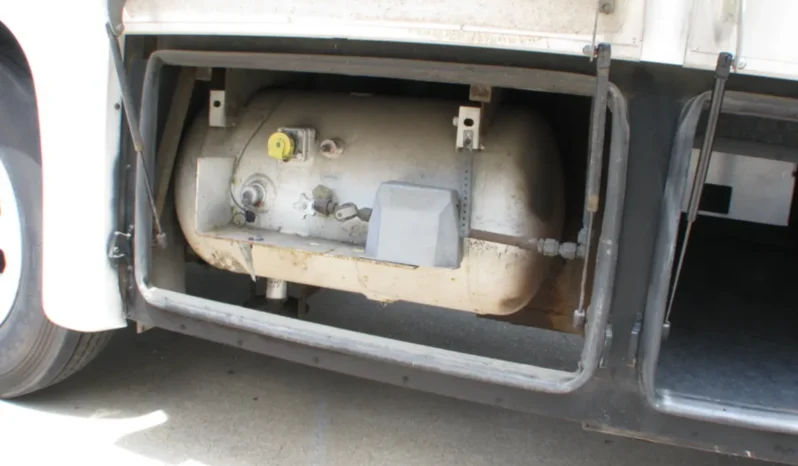 
								2001 ALLEGRO BUS BY TIFFIN MODEL 35RP full									