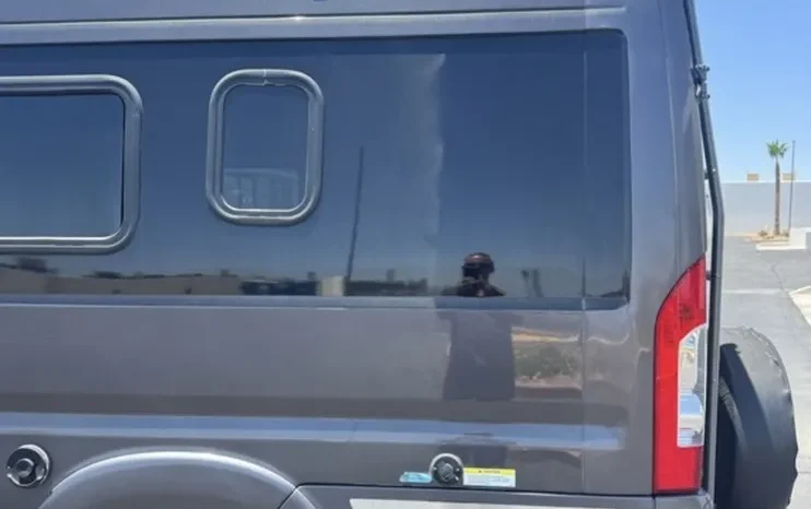 
								2019 Winnebago Travato full									