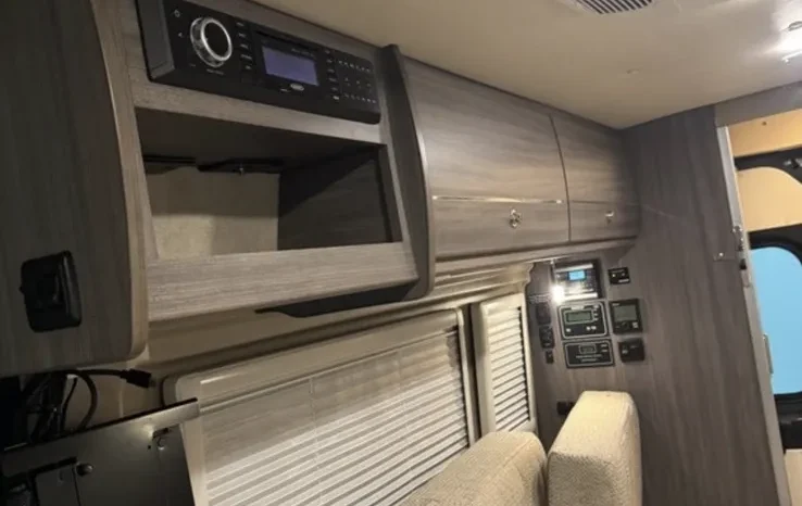 
								2019 Winnebago Travato full									