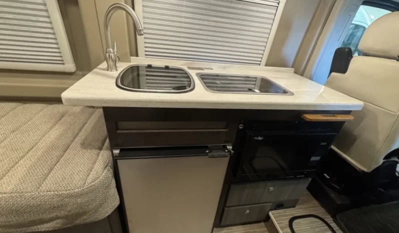 
								2019 Winnebago Travato full									