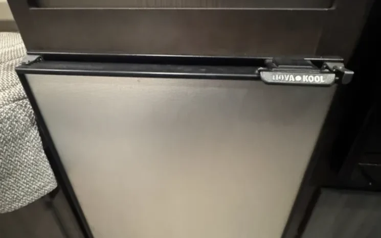 
								2019 Winnebago Travato full									