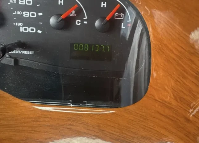 
								2008 Phoenix cruiser 2350 full									