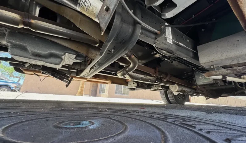 
								2008 Phoenix cruiser 2350 full									