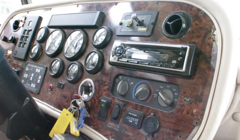 
								2001 ALLEGRO BUS BY TIFFIN MODEL 35RP full									