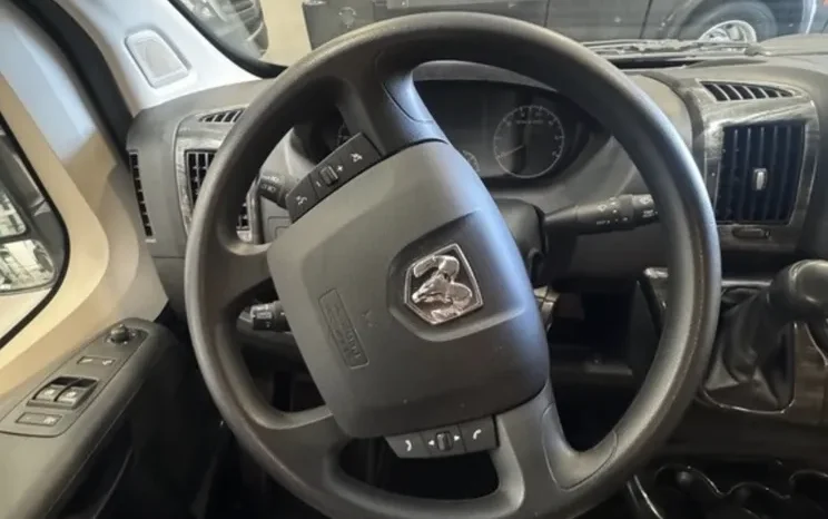 
								2019 Winnebago Travato full									