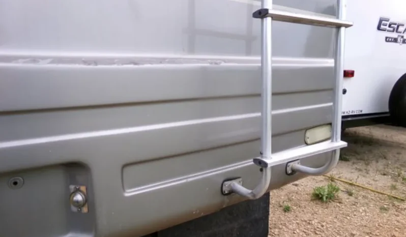 
								2005 Georgie Boy Cruise Master LE 3640 full									