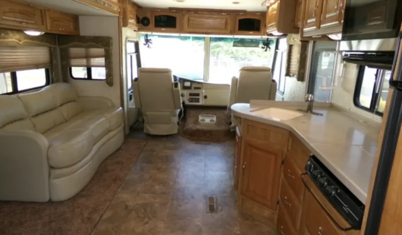 
								2005 Georgie Boy Cruise Master LE 3640 full									